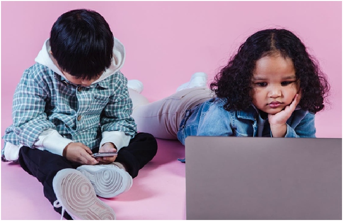 How does Technology affect children's mental health